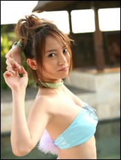 �Ƴ�����Ů������