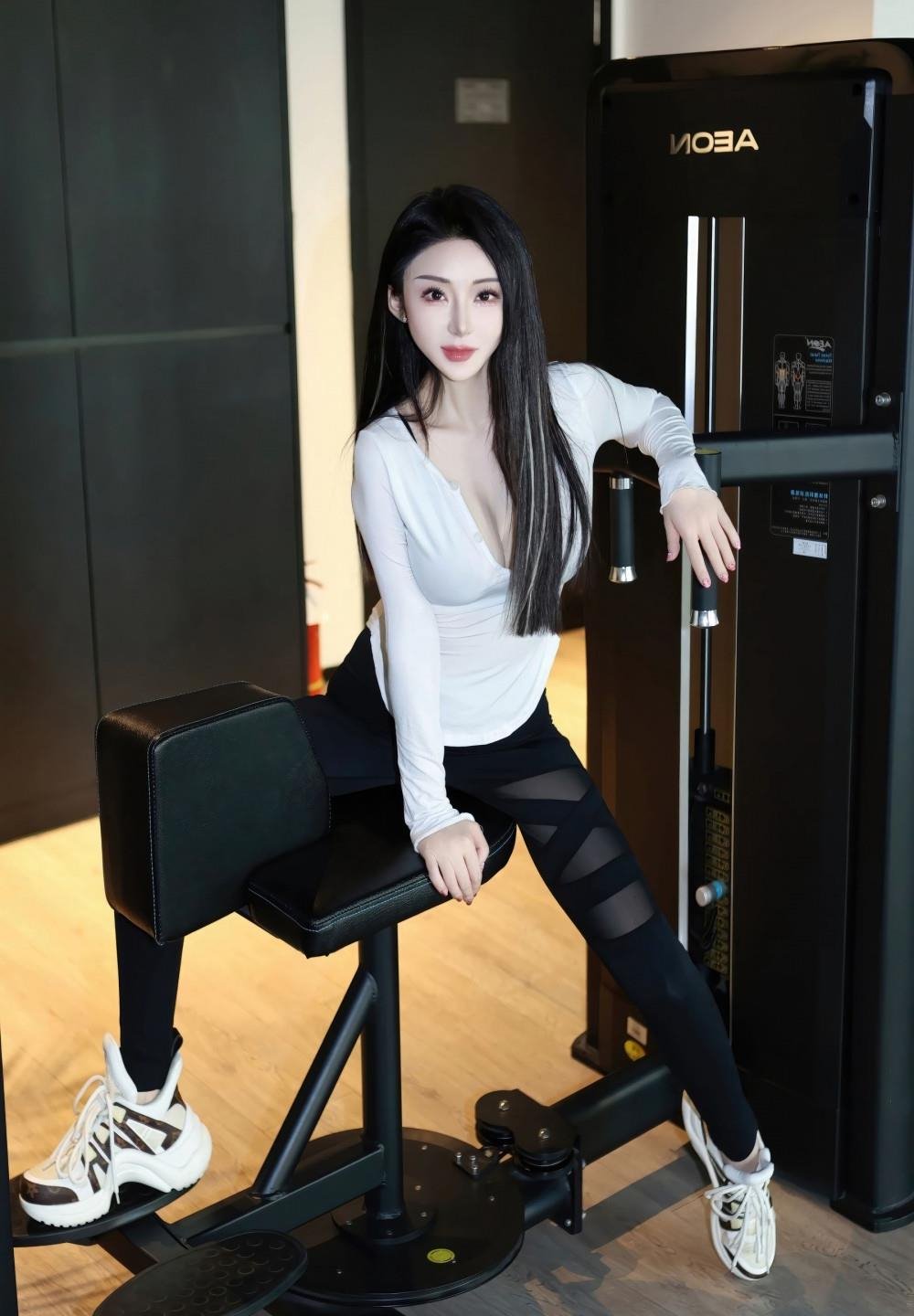 ����ɫ�����۽ɺ�