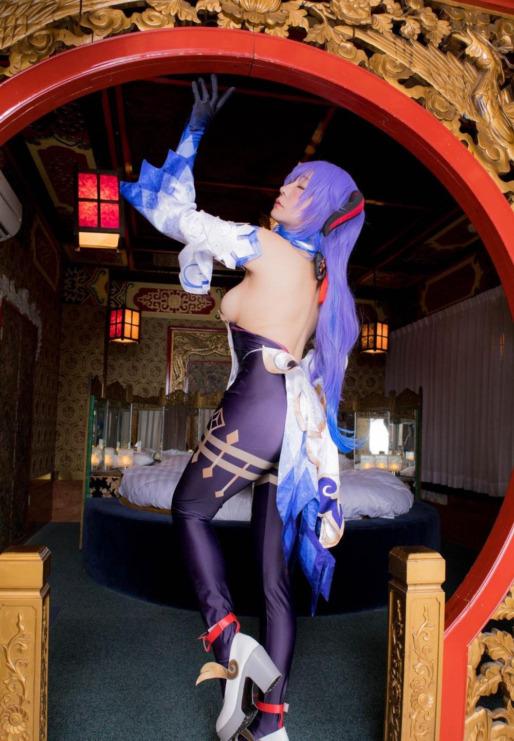 �ڳ����˿������ֽ�