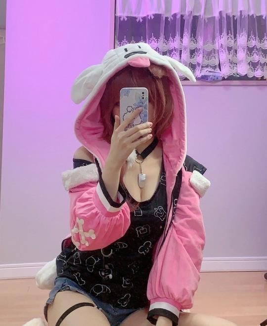 21�����Ը�ָ�ϼ�¼Ƭ���߹ۿ�
